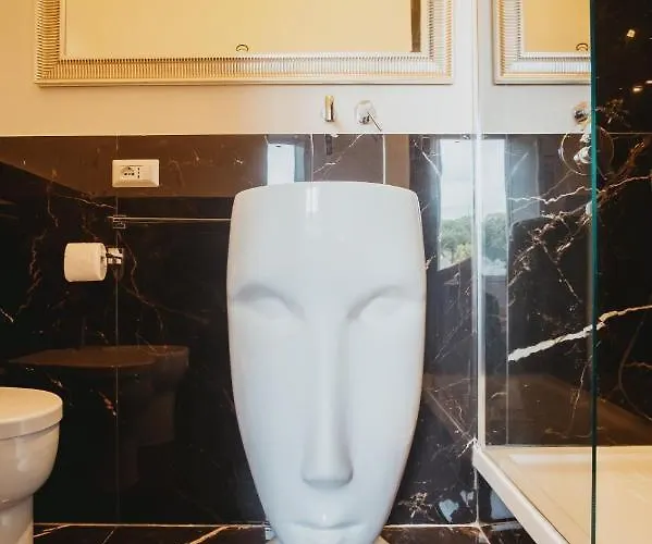 Prince's Colosseum Collection
